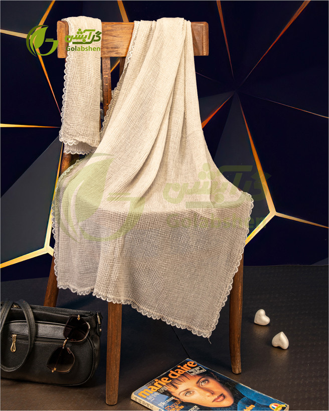 عکاسی صنعتی و تبلیغاتی پوشاک - زمینه سفید یا چیدمان