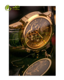 عکاسی ساعت، طلا و زیور آلات زمینه سفید (تک رنگ) یا چیدمان